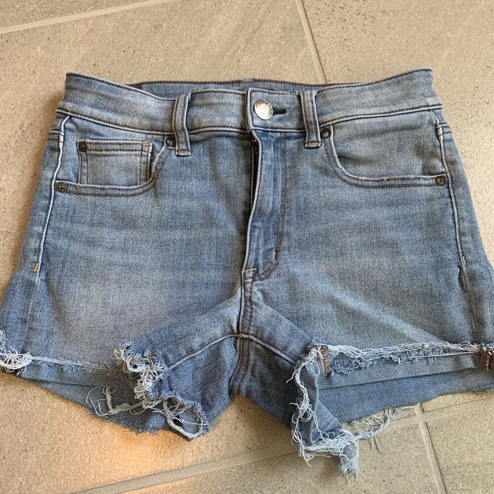 American Eagle Blue Denim Super Super Stretch Shorts Size 6
